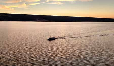 lake boat